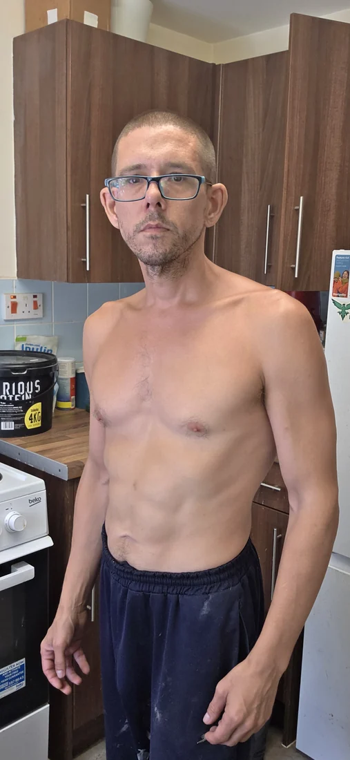 Simon in a personal fitness journal photograph
